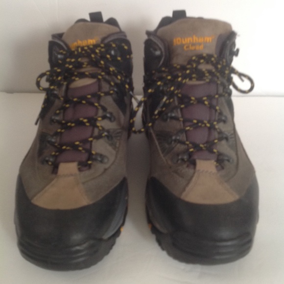 dunham hiking boots